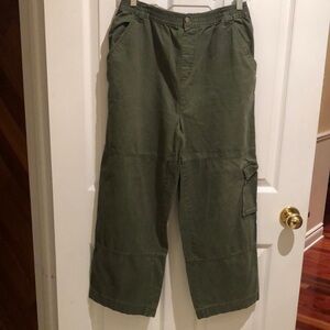 Men's Green Cotton Cargo Pants-Wide leg